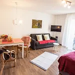 Apfelhof Wegener - Elstar & Topaz Holiday home *